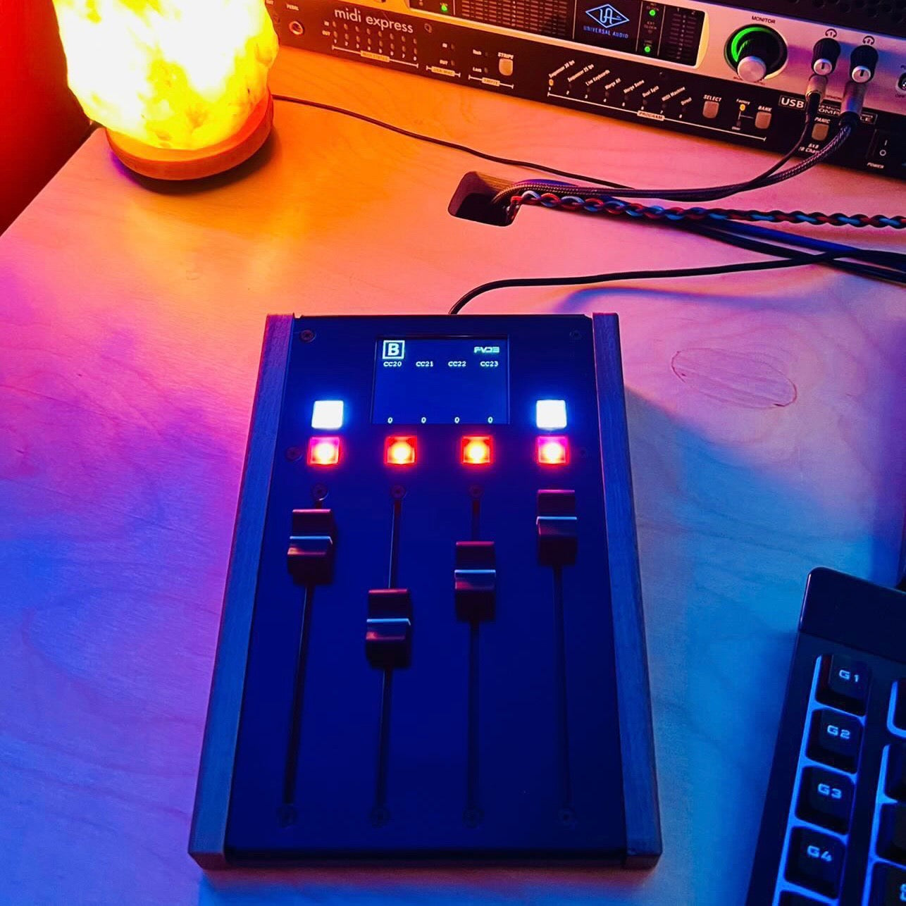 FVDE MIDI CC Controller